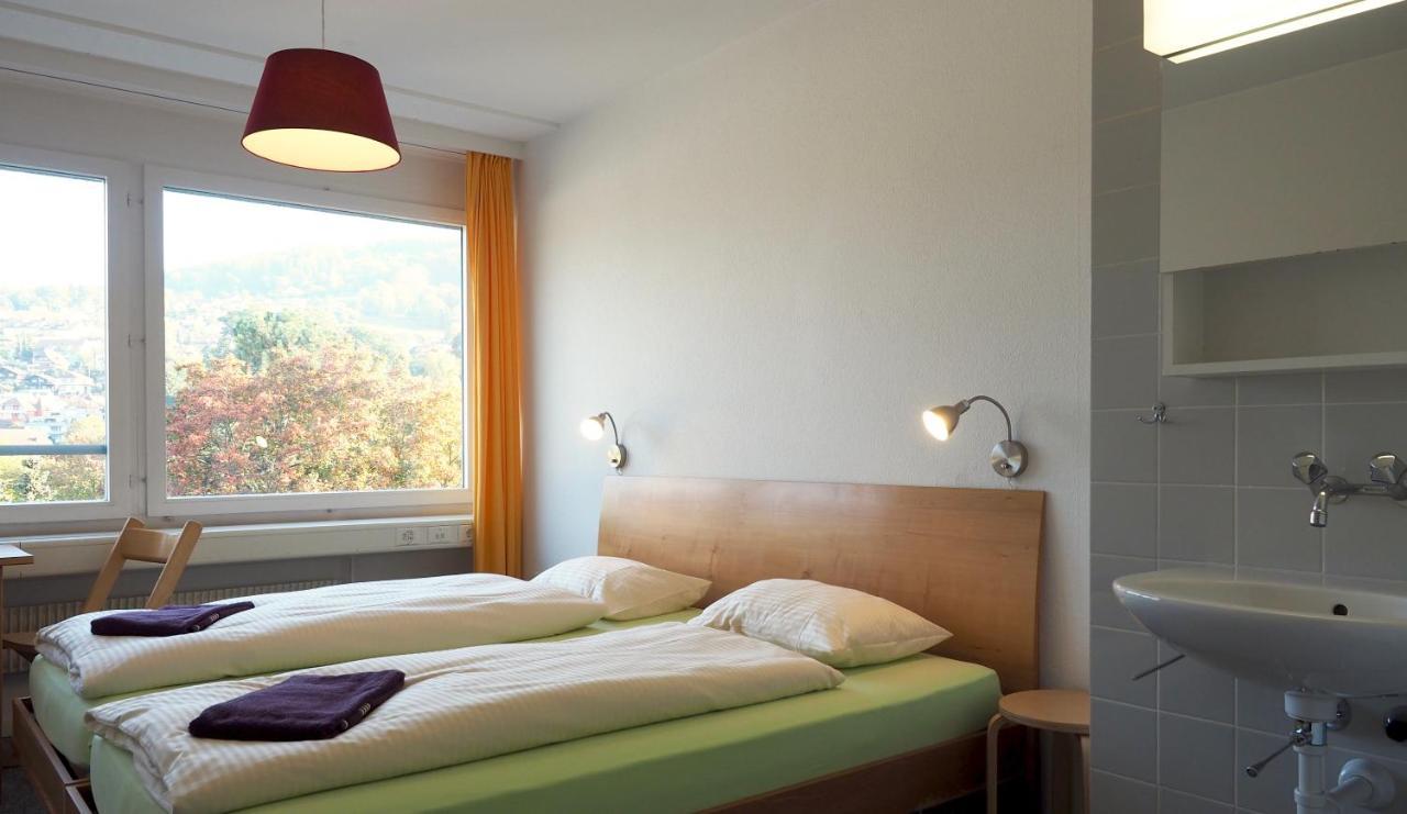 Tweepersoonskamer met 1 of 2 Bedden en Gedeelde Badkamer