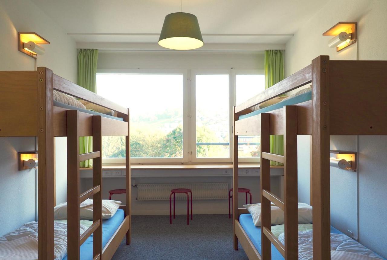 Vierpersoonskamer met Gedeelde Badkamer